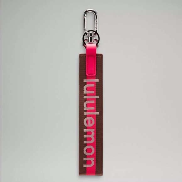 lululemon athletica Never Lost Keychain NWT - Picture 2 of 3